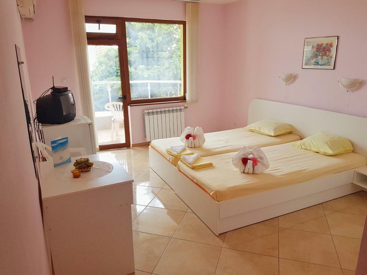 Guest House Byki Sveti Vlas Eksteriør billede