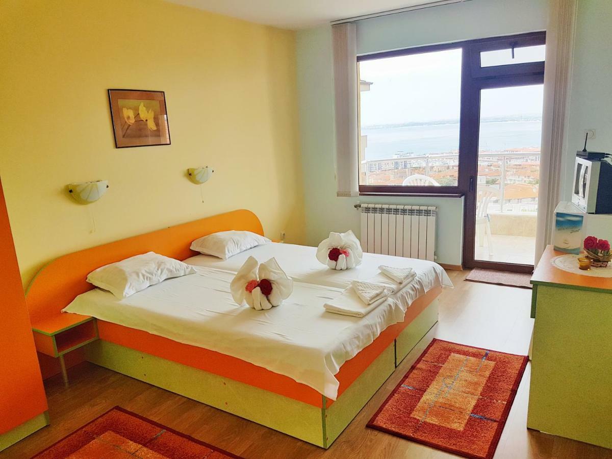 Guest House Byki Sveti Vlas Eksteriør billede